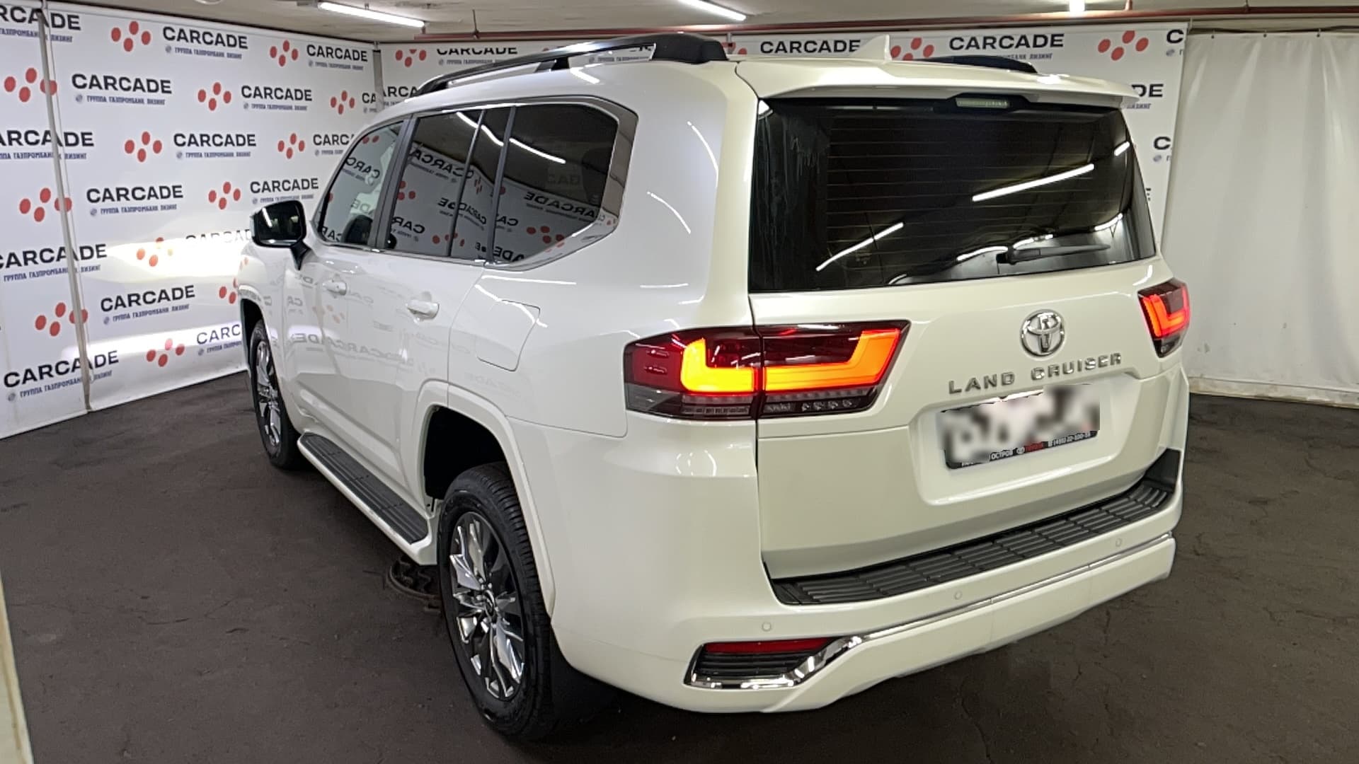 Toyota Land Cruiser 300 - 4
