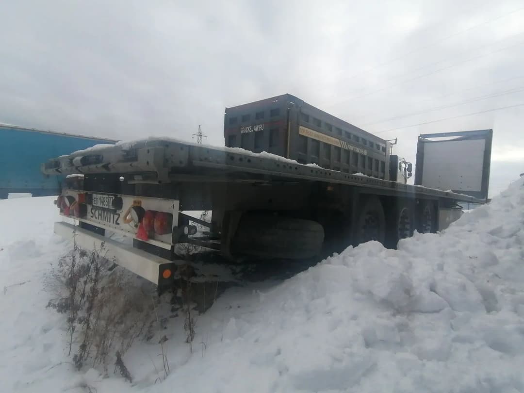 Schmitz Cargobull SCB*S3 Полуприцеп шторный - 3