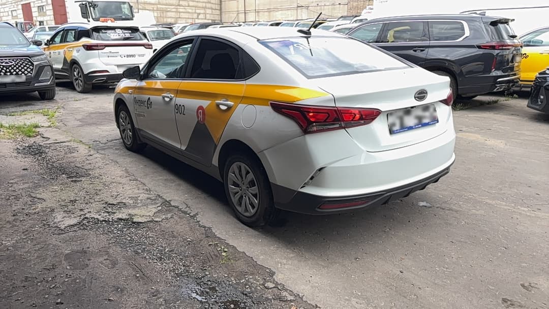 Hyundai Solaris - 4
