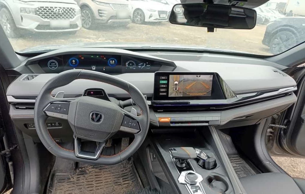 Changan UNI-V - 4