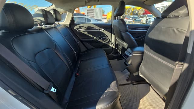 Geely Emgrand 7 - 9