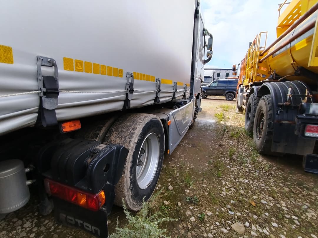 Foton AUMAN 4x2 Седельный тягач - 3