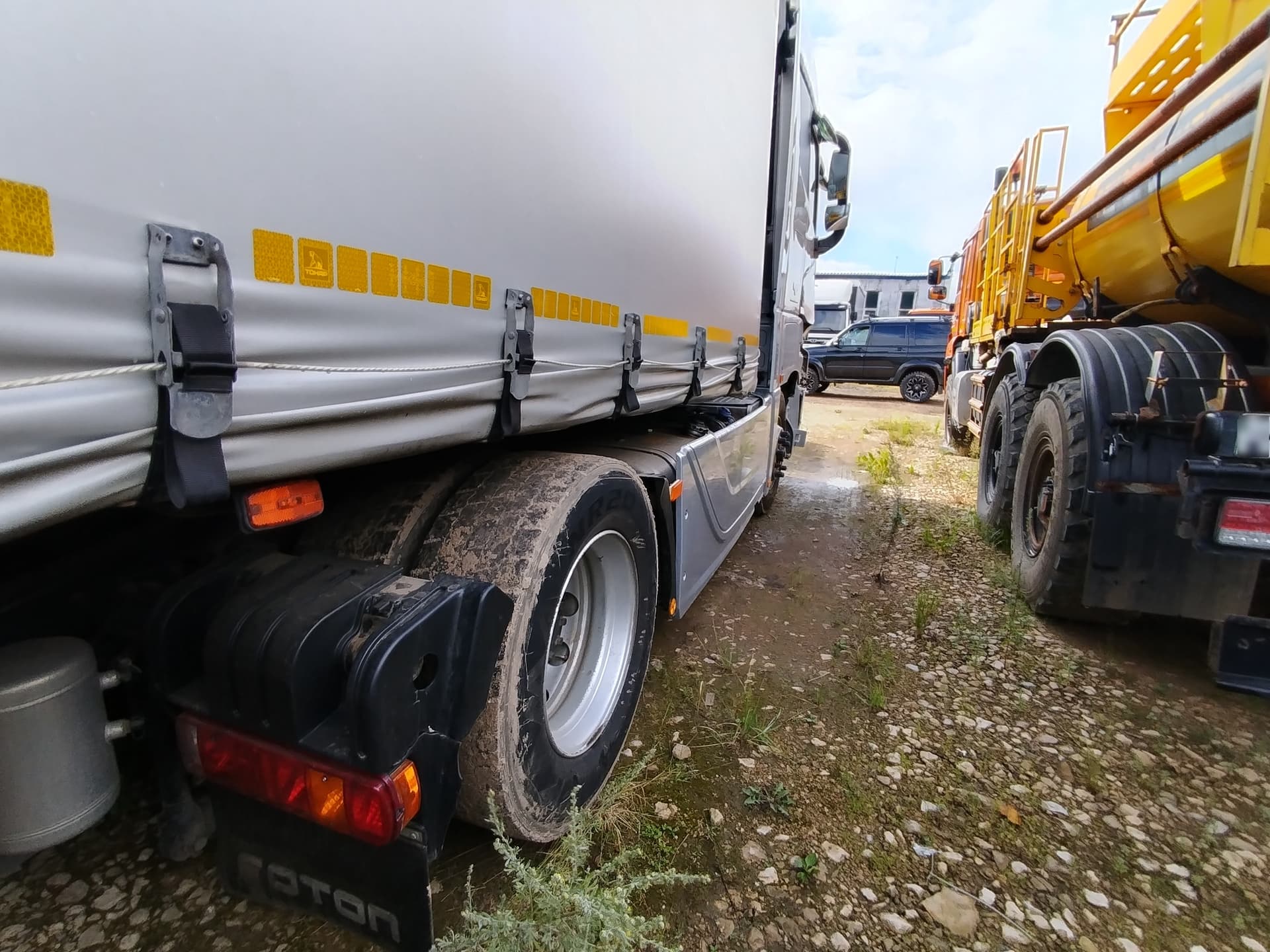 Foton AUMAN 4x2 Седельный тягач - 3