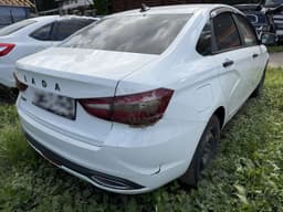 Lada Vesta седан - 3