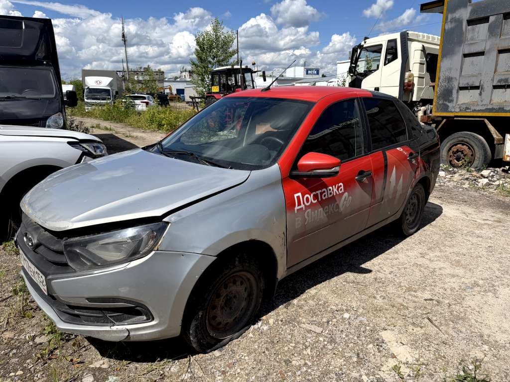 Lada Granta седан - 1