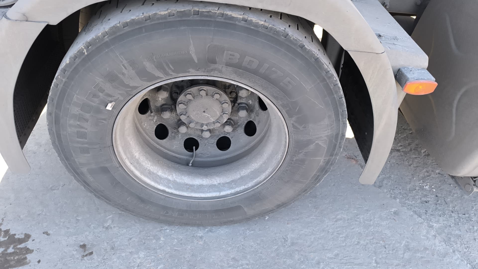 Dongfeng DFH 4x2 Седельный тягач - 10