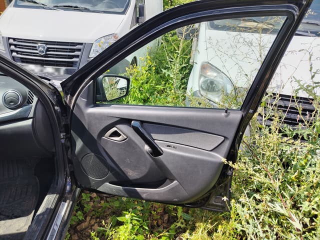 Lada Granta Cross - 8