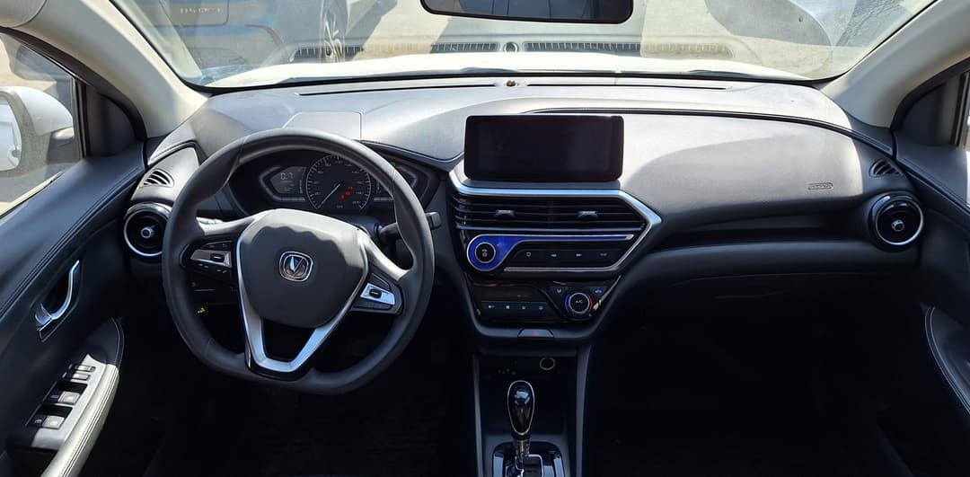 Changan Alsvin - 5