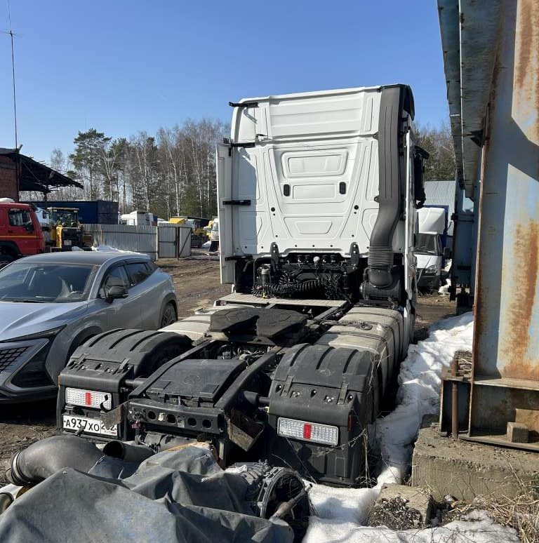 Камаз 54901 4x2 Седельный тягач - 3