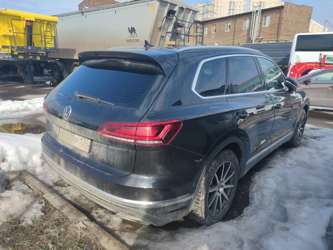 Volkswagen Touareg - 3