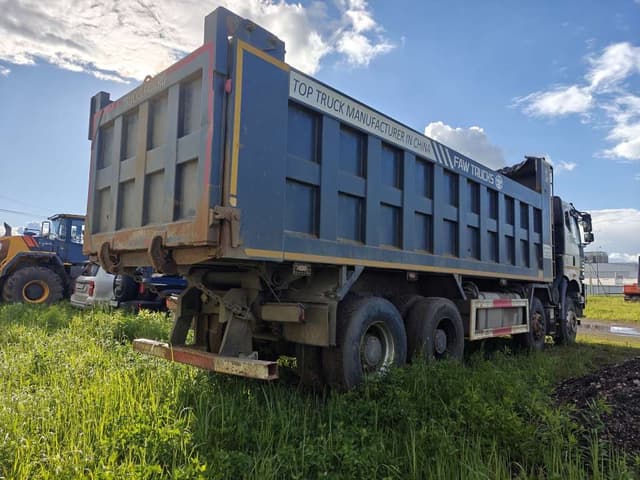 FAW J6 8x4 Самосвал - 3