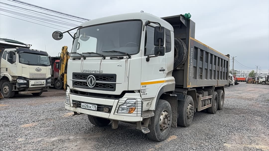 Dongfeng DFH 8x4 Самосвал - 1