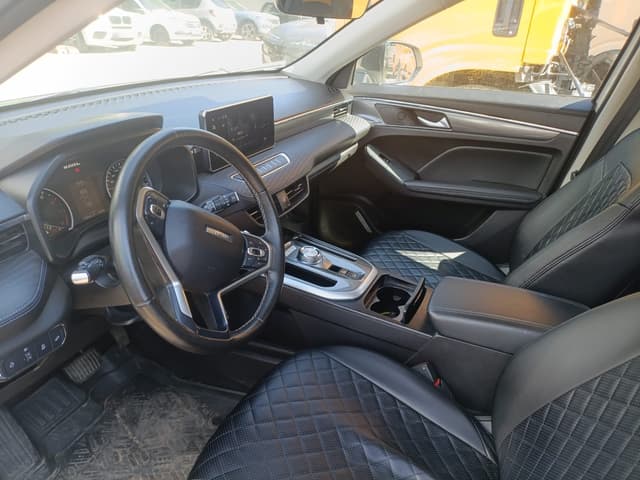Haval Jolion - 6