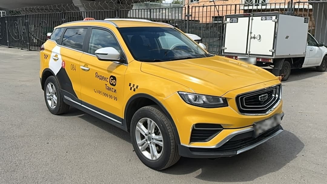 Geely Atlas Pro - 2