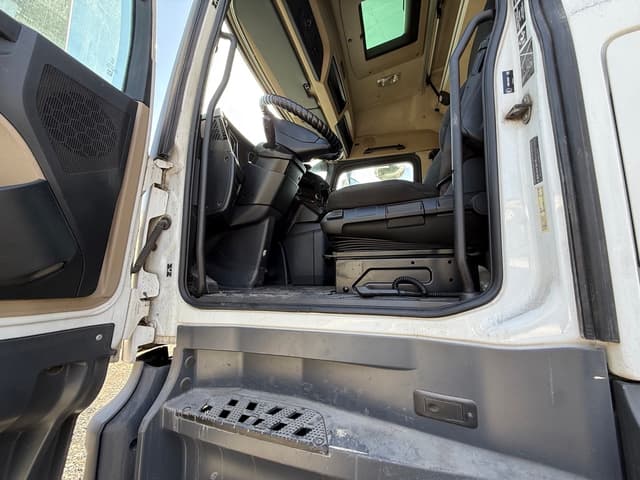 Mercedes-Benz Actros 4x2 Седельный тягач - 6