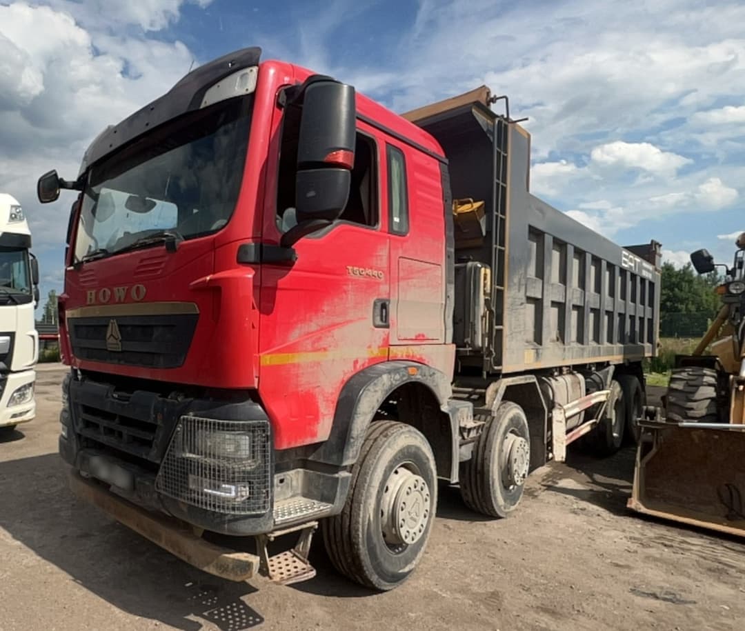 Howo T5G 8x4 Самосвал - 1