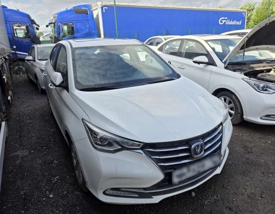 Changan Alsvin - 2