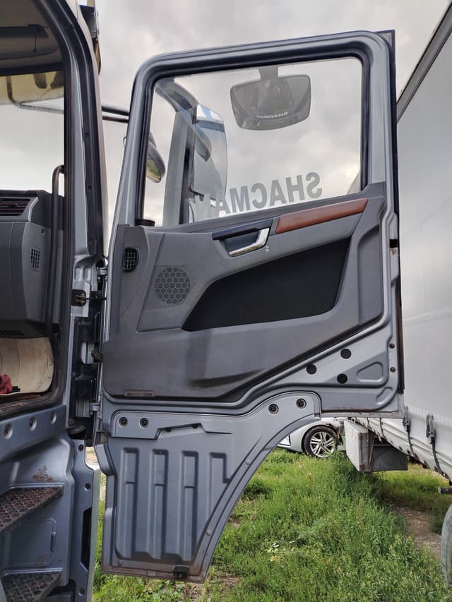 Shacman (Shaanxi) SX* 6x6 Седельный тягач - 7