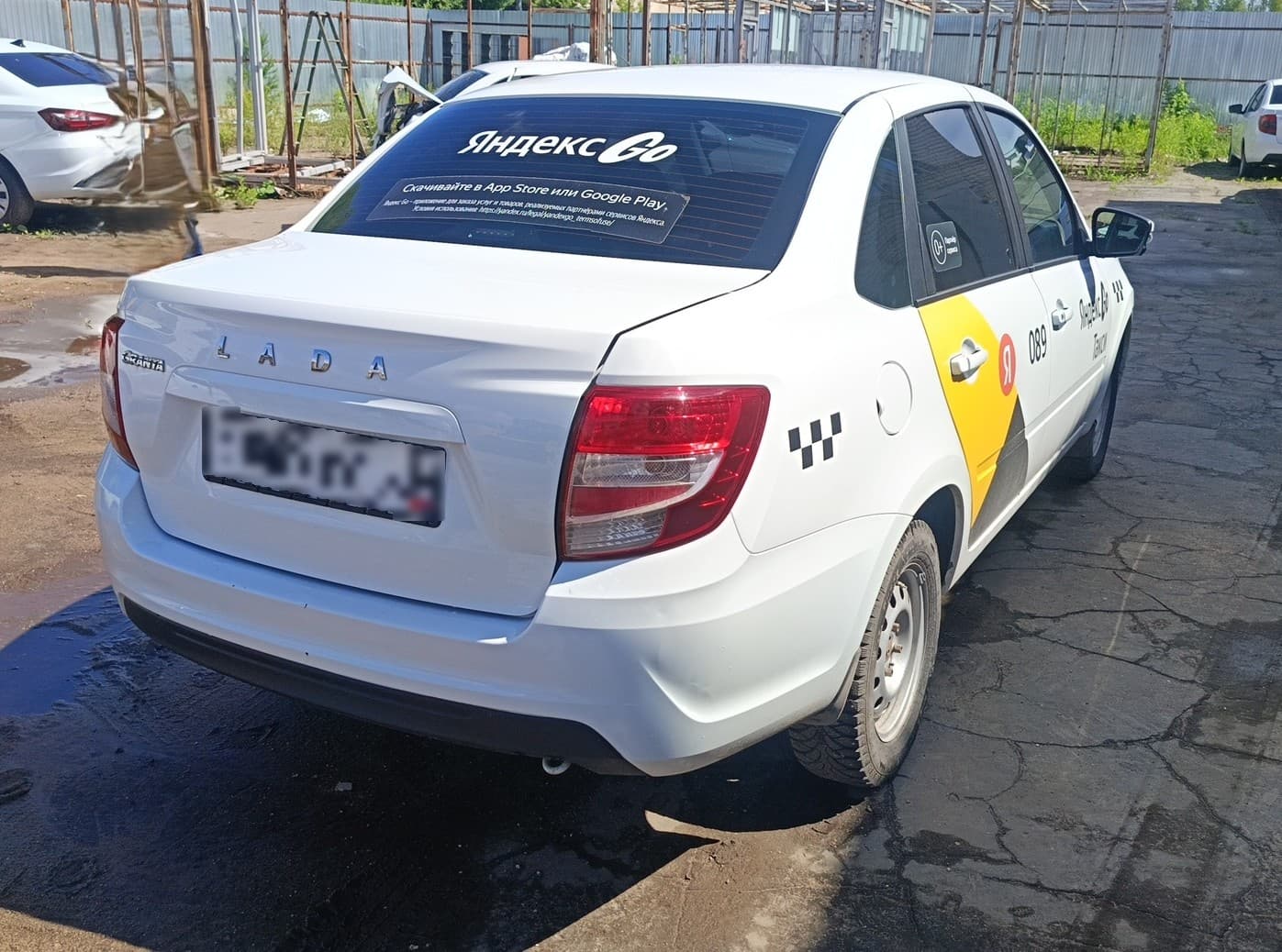 Lada Granta седан - 3