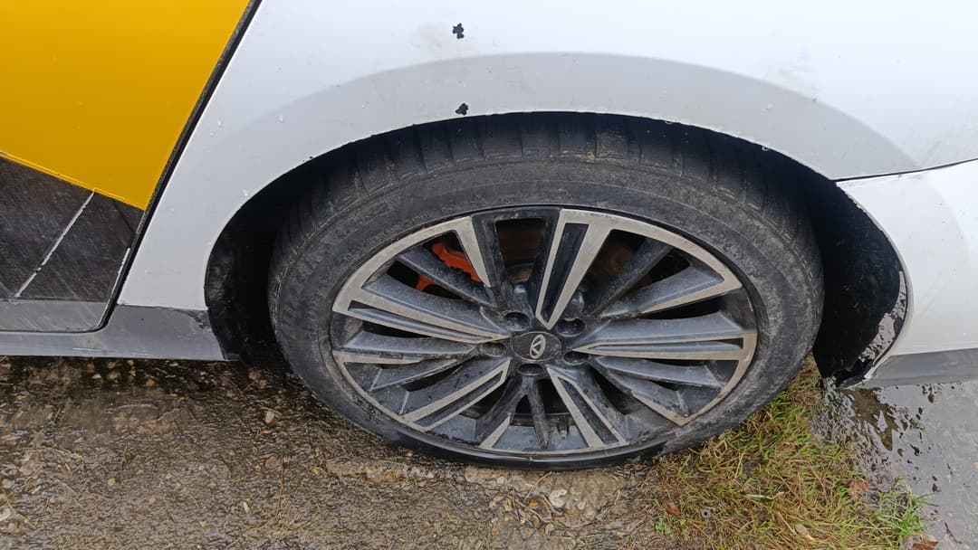 Chery ARRIZO 8 - 10