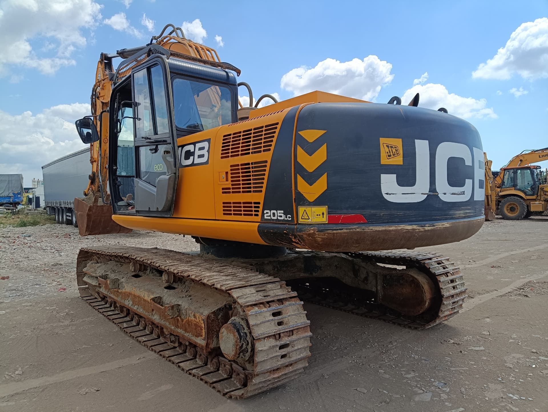 JCB JS 205 Экскаватор - 4
