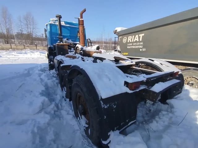 Ural 44202 6x6 Седельный тягач - 4