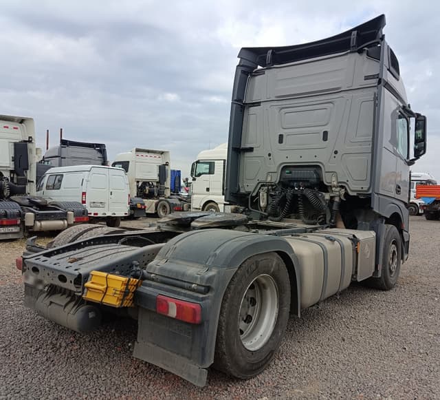 Mercedes-Benz Actros 4x2 Седельный тягач - 3