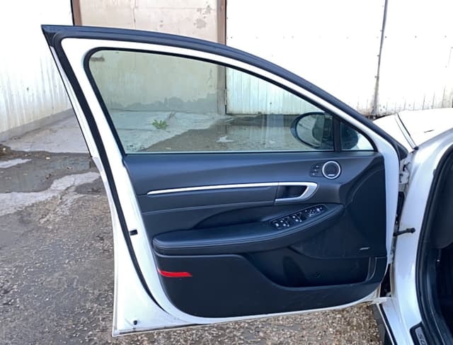 Hyundai Sonata - 8