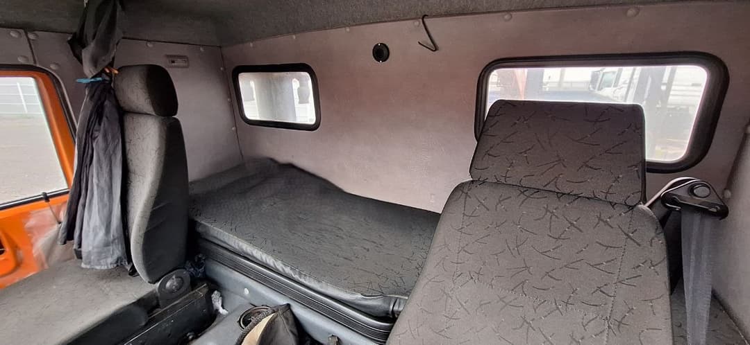 Камаз 65115 6x4 Бортовой с КМУ - 7