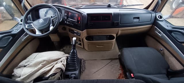 Howo T5G 6x4 Самосвал - 4