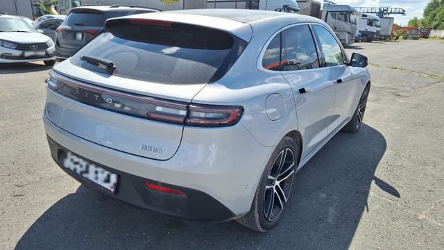 Aito M5 - 3