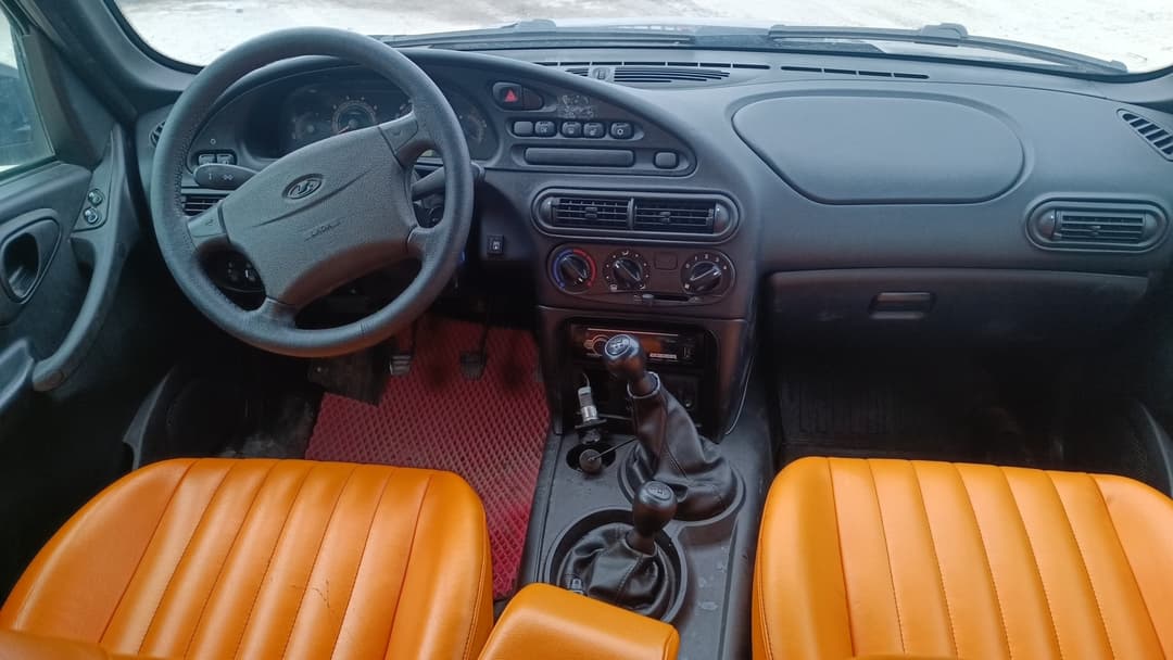 Lada Niva Travel - 5
