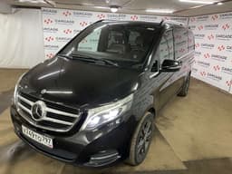 Mercedes-Benz V - 1