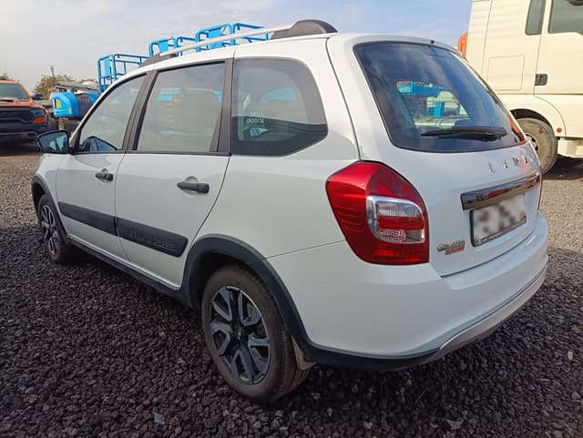 Lada Granta Cross - 3