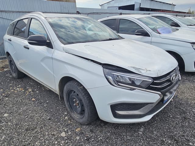 Lada Vesta SW - 2