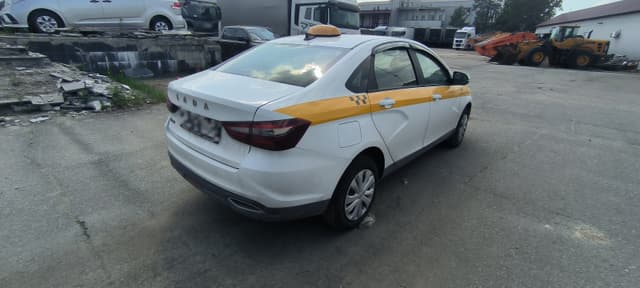 Lada Vesta седан - 3