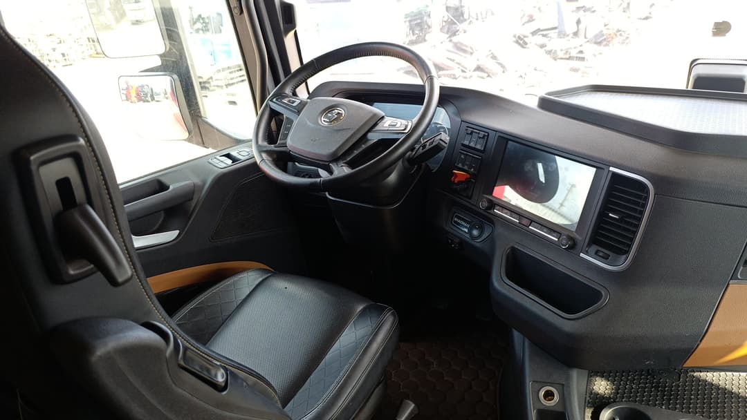 Shacman (Shaanxi) SX* 4x2 Седельный тягач - 5