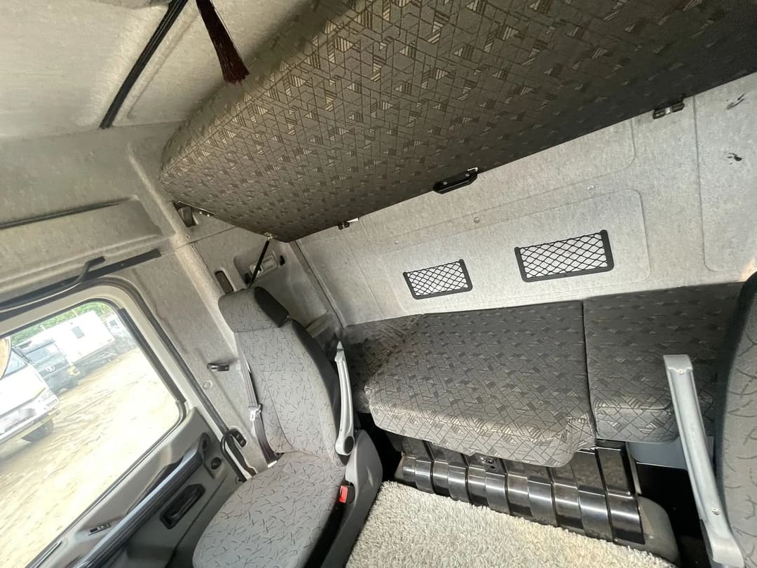 МАЗ 6430 6x4 Седельный тягач - 9