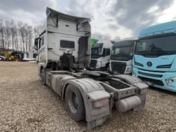 FAW J7 4x2 Седельный тягач - 4