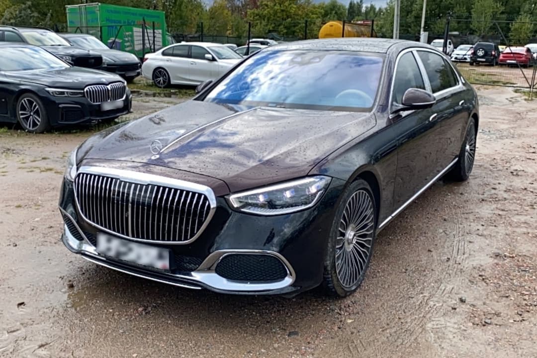 Mercedes-Benz S седан - 1