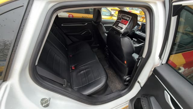 Geely Emgrand 7 - 8