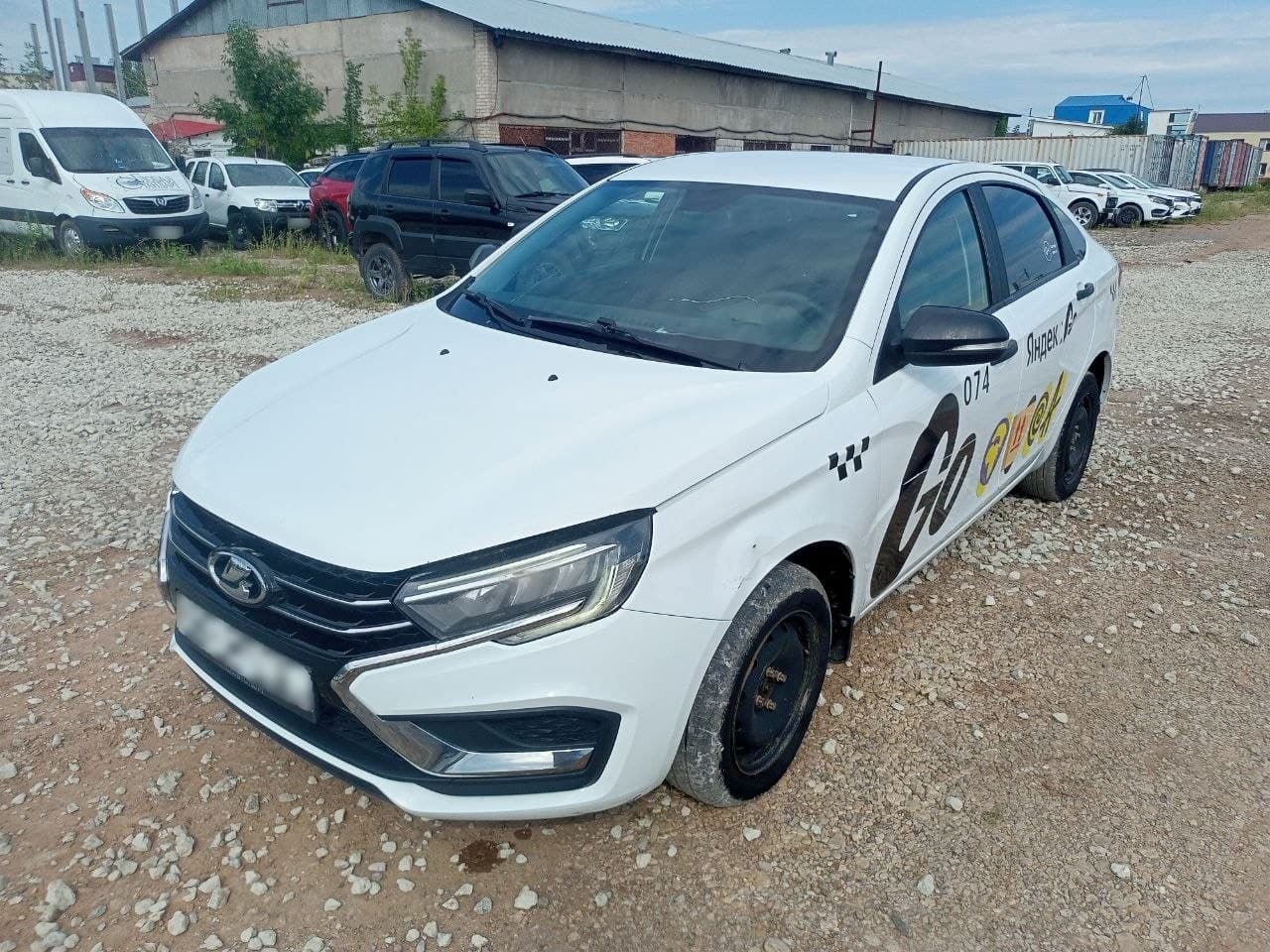Lada Vesta седан - 1