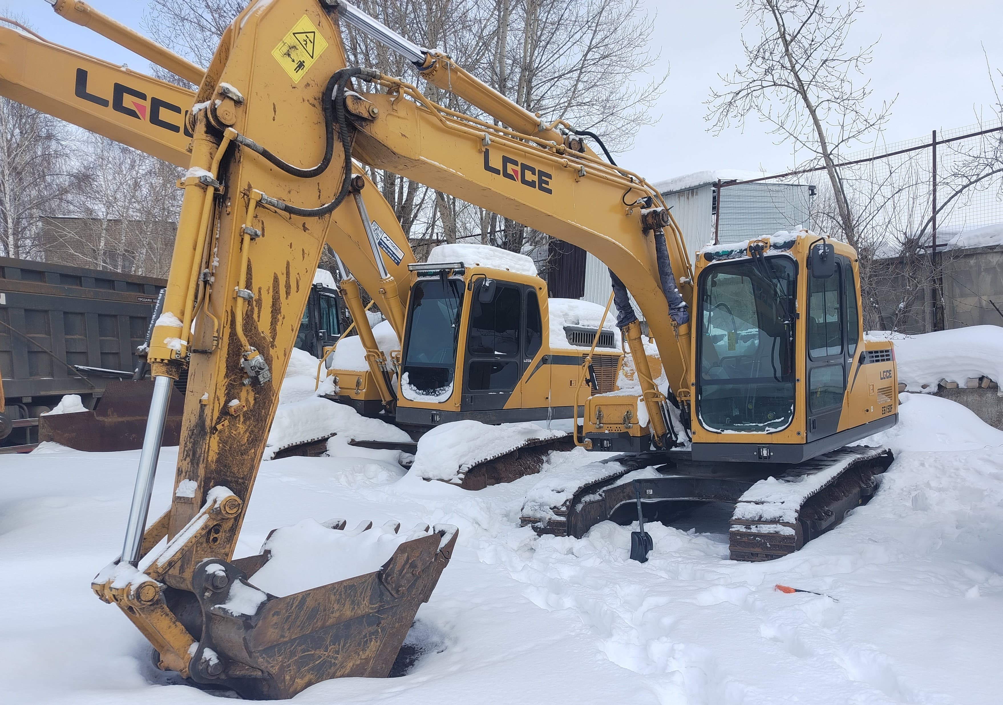Lgce E6150 Экскаватор - 1