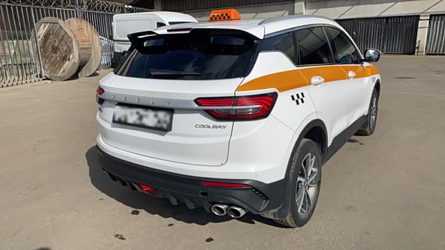 Geely Coolray - 3