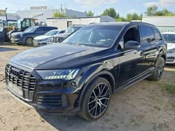 Audi Q7 - 1