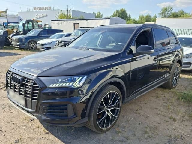 Audi Q7 - 1