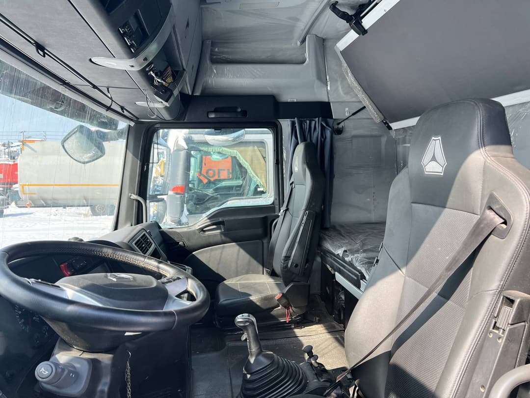 Sitrak C7H 6x4 Седельный тягач - 6