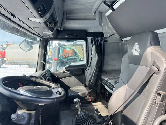 Sitrak C7H 6x4 Седельный тягач - 6