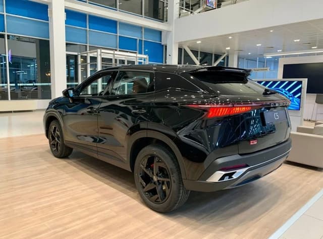 Omoda C5 - 3