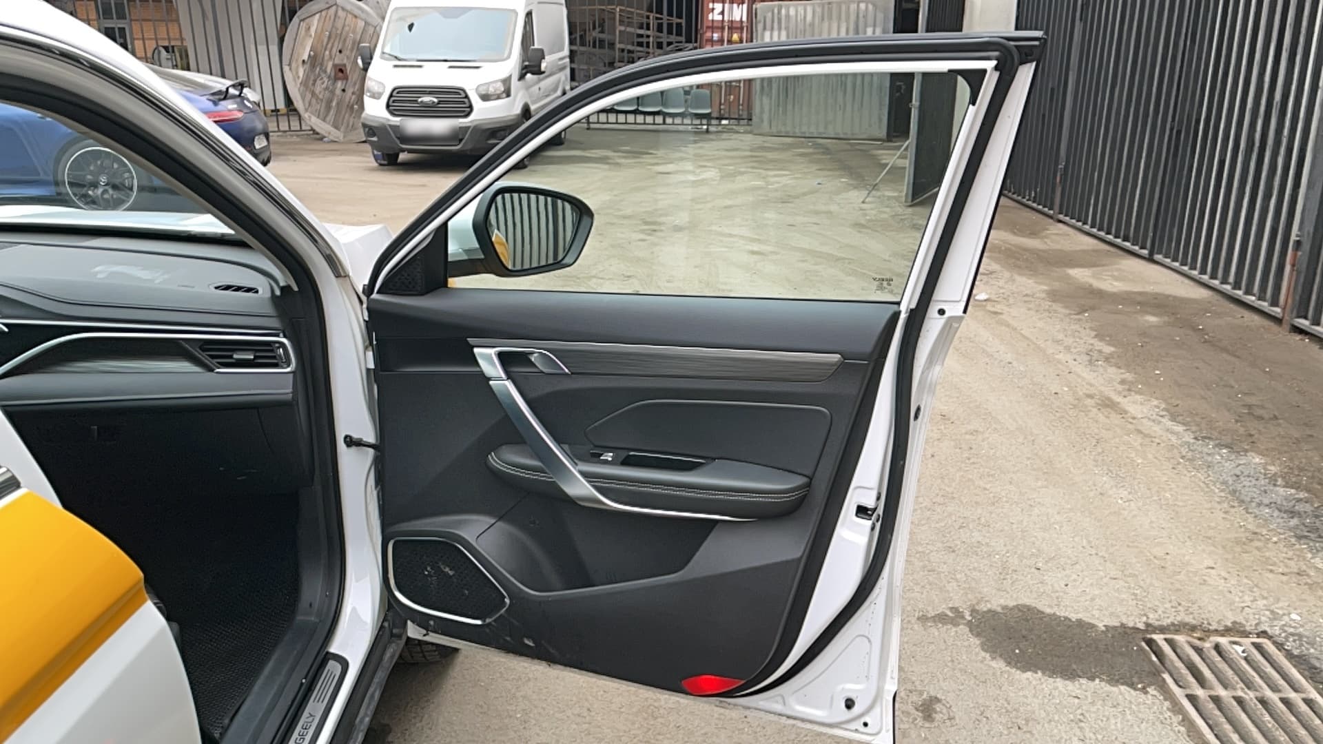 Geely Atlas Pro - 7